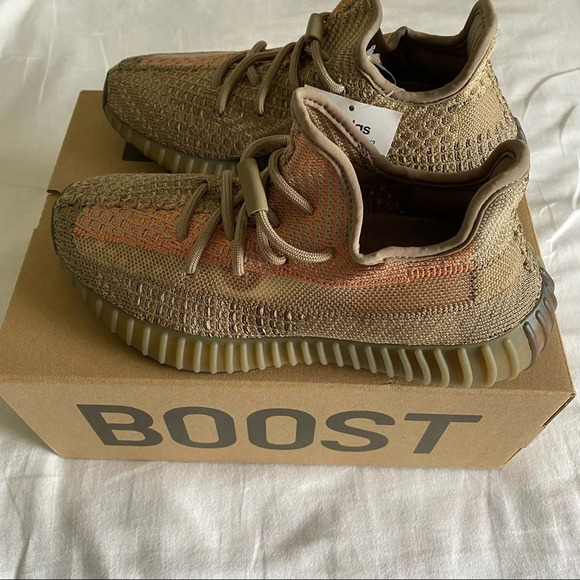 🆕 DS Yeezy Boost 350 V2 Sand Taupe - Picture 2 of 5